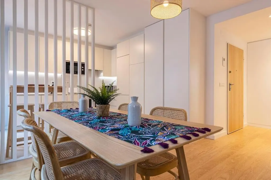 Campolide Lovely 2 Bedroom By Innkeeper Лиссабон