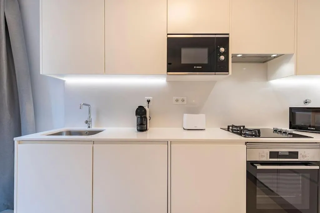 Campolide Lovely 2 Bedroom By Innkeeper Лиссабон Португалия