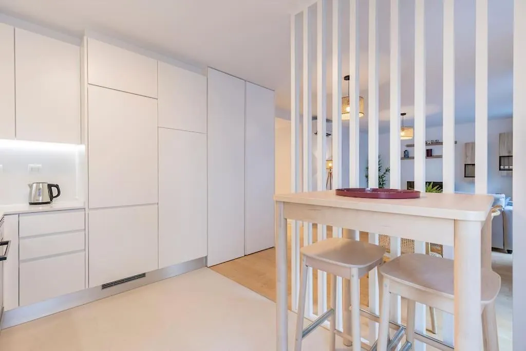 Campolide Lovely 2 Bedroom By Innkeeper Lisboa